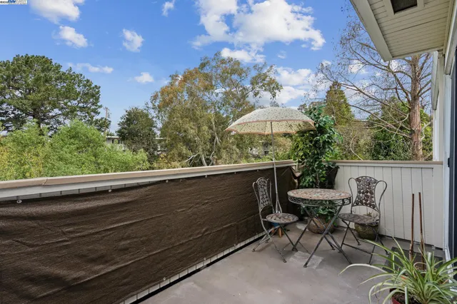 a view of outdoor space yard and patio