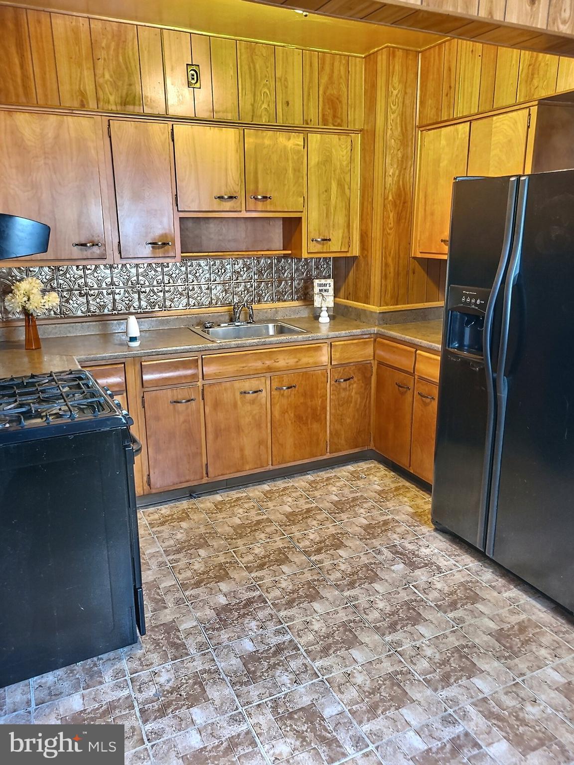 2901 Forest Glen Road Baltimore, MD 21216 - Photo 19 of 32 Gallery Image 19