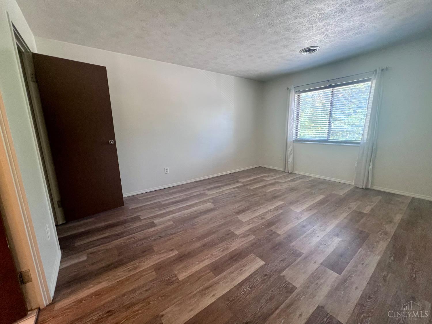 6584 Hearne Road, Unit 24 Cincinnati, OH 45248 - Photo 12 of 18