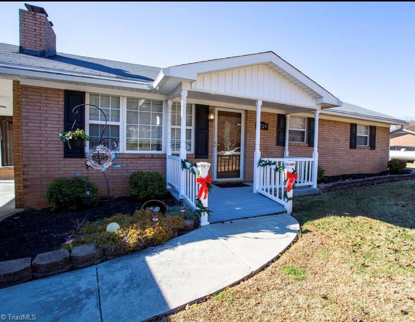 1729 Leonard Road Lexington, NC 27295 - Photo 1 of 20 Gallery Image 1