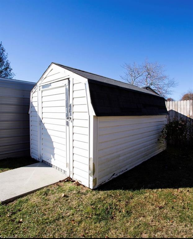 1729 Leonard Road Lexington, NC 27295 - Photo 19 of 20 Gallery Image 19