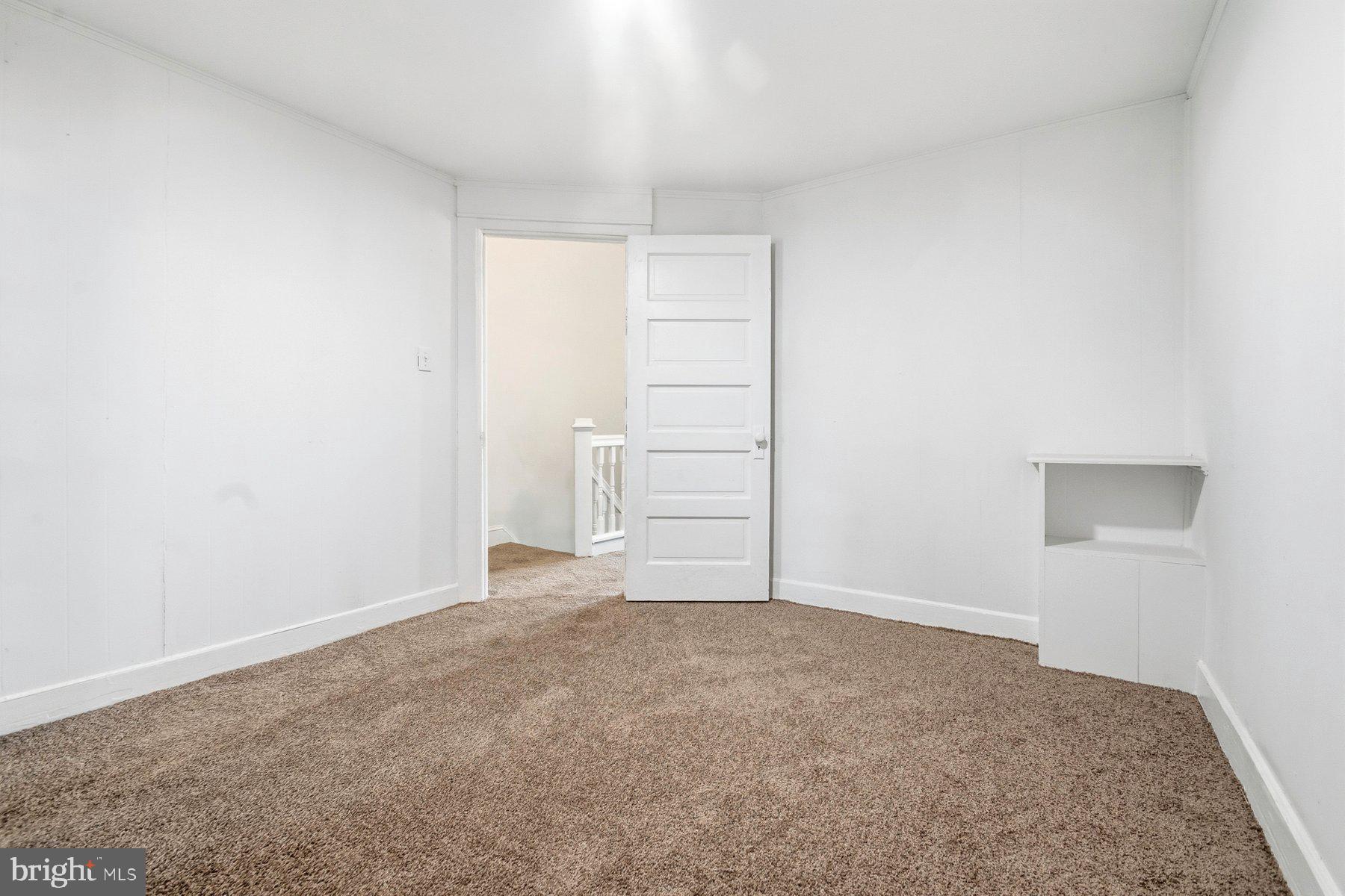 130 Collins Avenue Baltimore, MD 21229 - Photo 20 of 29