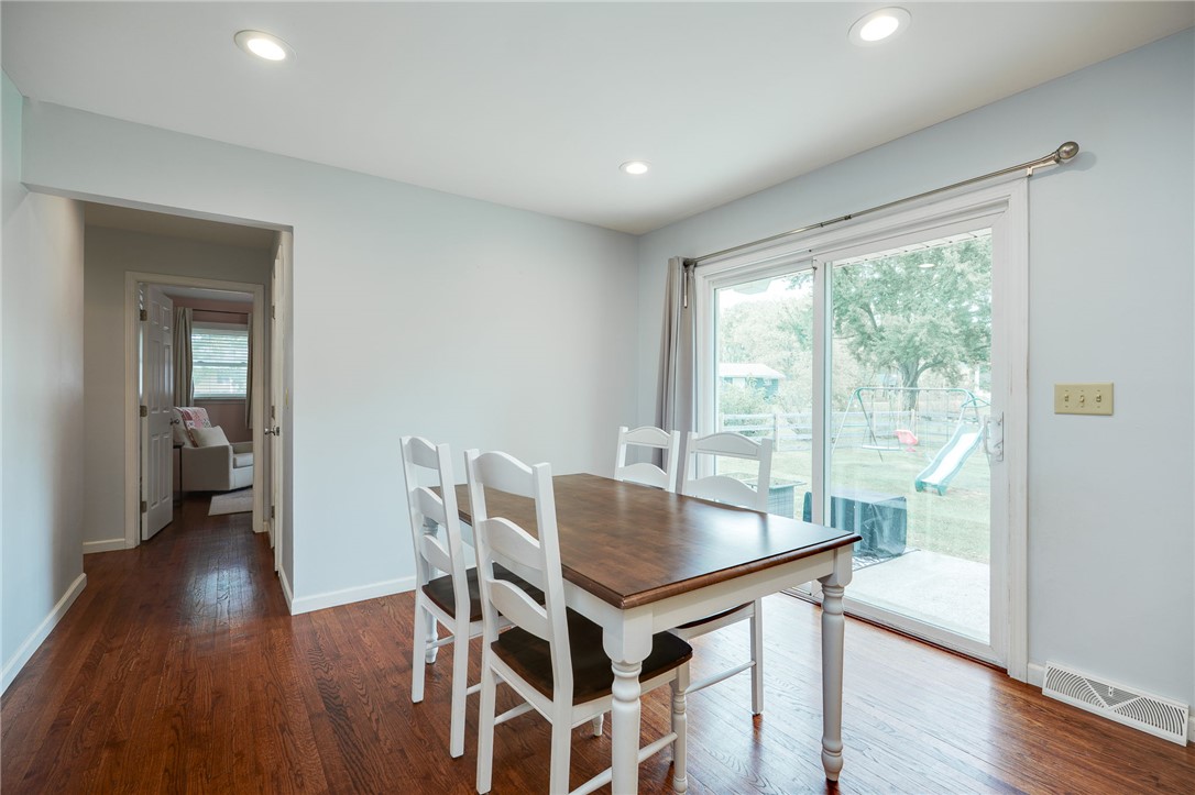6950 Red Lion 5 Points Road Springboro, OH 45066 - Photo 18 of 78 This bright dining area features ample space for meals and direct access to the backyard.