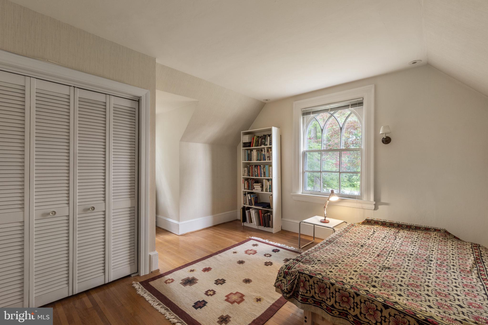 1901 Dixon Road Baltimore, MD 21209 - Photo 29 of 54 Bedroom