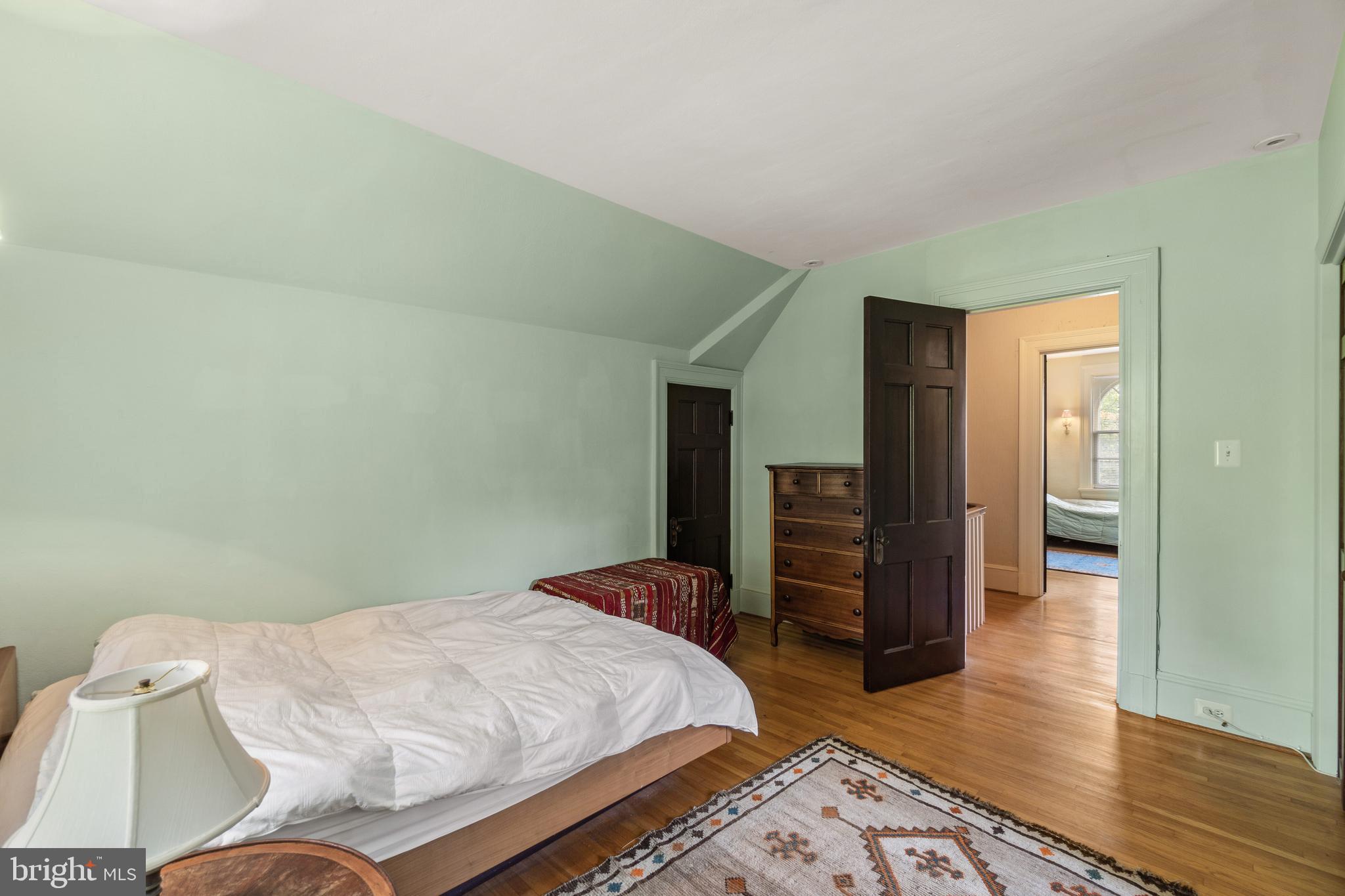 1901 Dixon Road Baltimore, MD 21209 - Photo 39 of 54 Bedroom