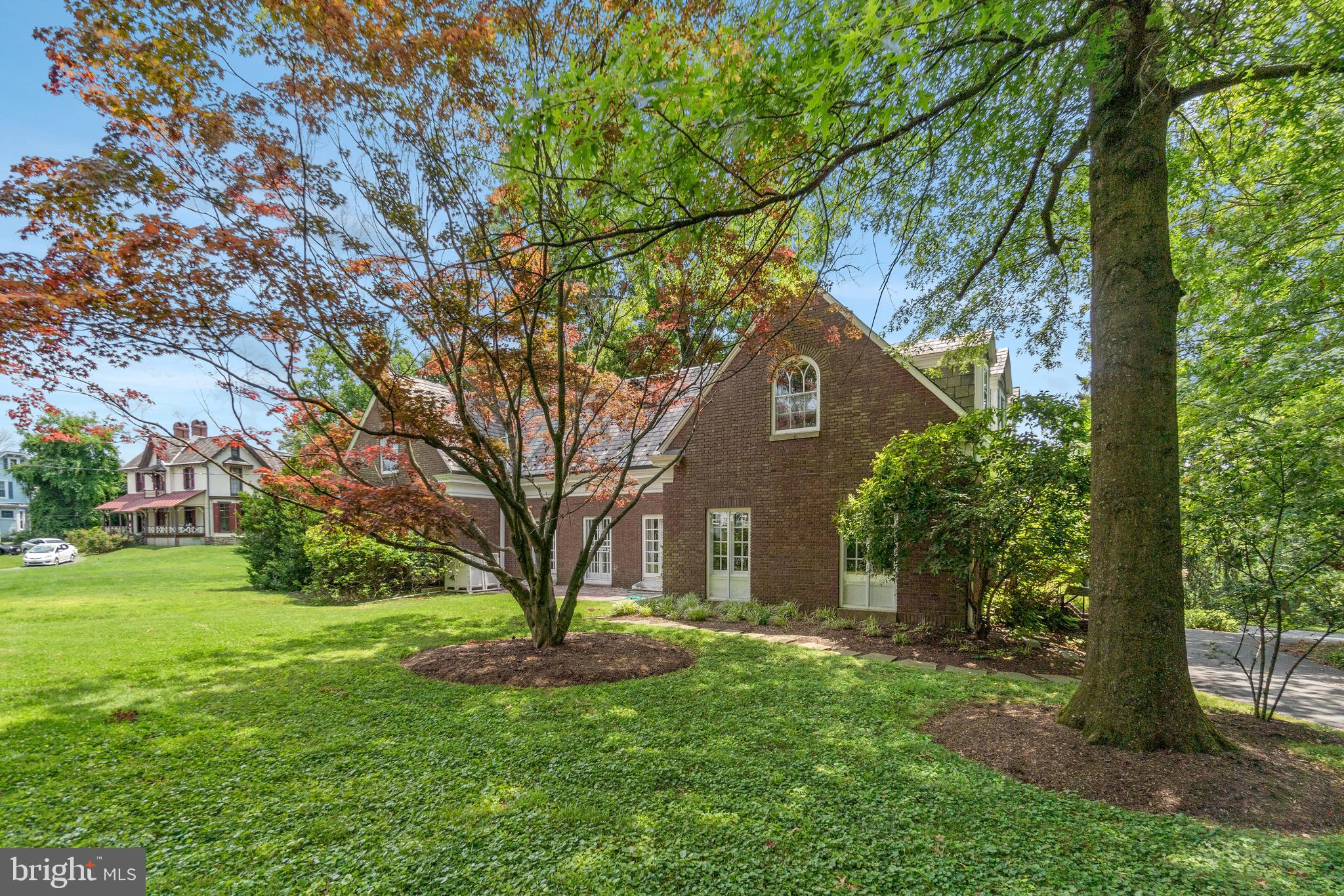 1901 Dixon Road Baltimore, MD 21209 - Photo 5 of 54 Exterior