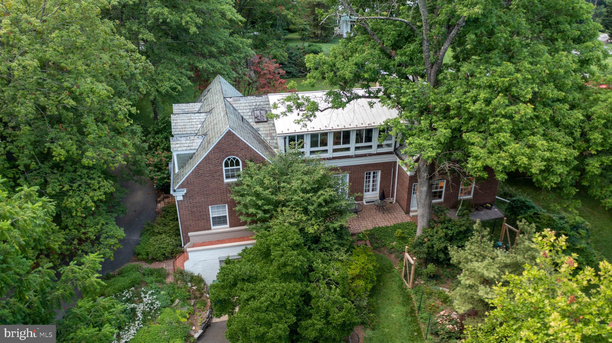 1901 Dixon Road Baltimore, MD 21209 - Photo 50 of 54 Aerial