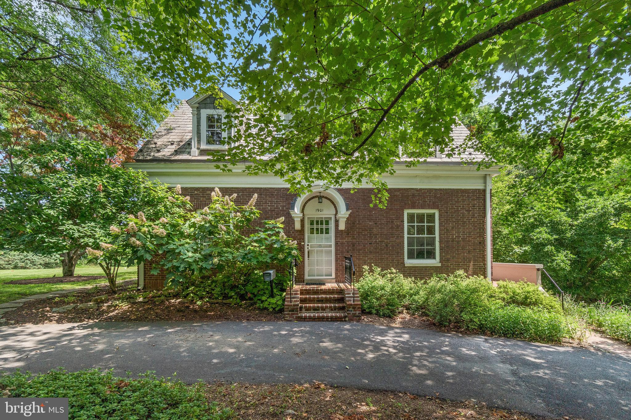 1901 Dixon Road Baltimore, MD 21209 - Photo 7 of 54 Main entry