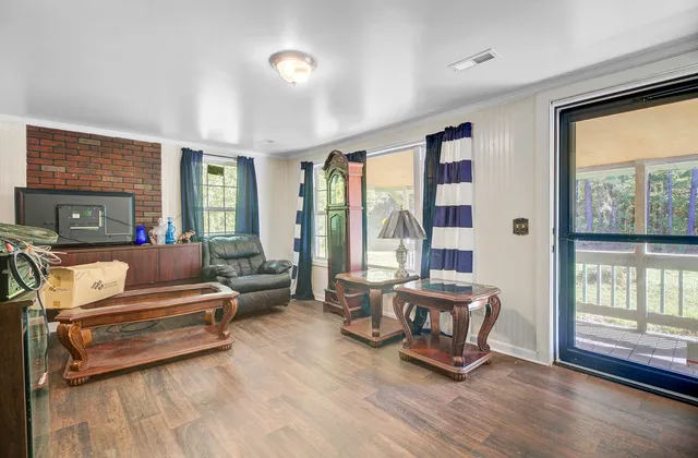 $215,000 | 3845 Rum Gully Road, Islandton, SC 29929