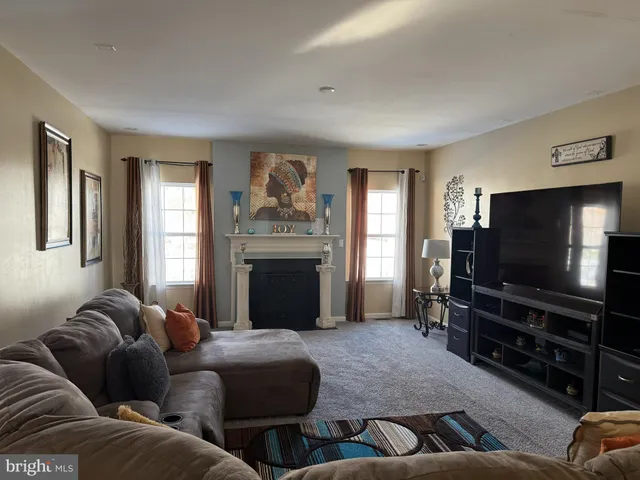 $4,995 | 1037 Suffolk Drive, Williamstown, NJ 08094