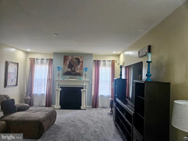 $4,995 | 1037 Suffolk Drive, Williamstown, NJ 08094