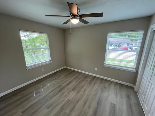 $1,700 | 405 Highcrest Drive, Dallas, TX 75232