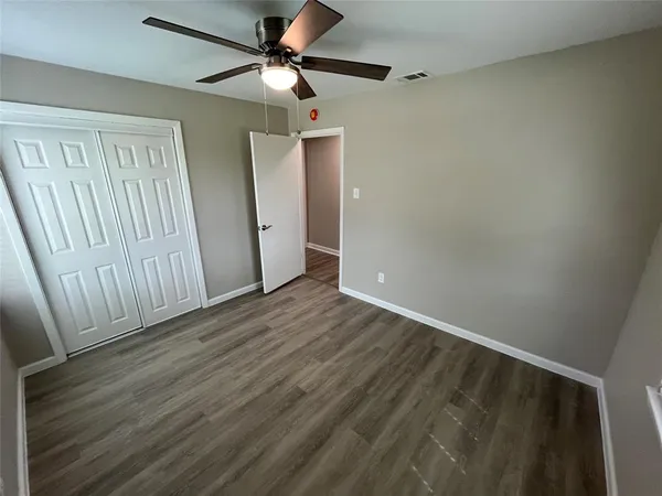 $1,700 | 405 Highcrest Drive, Dallas, TX 75232