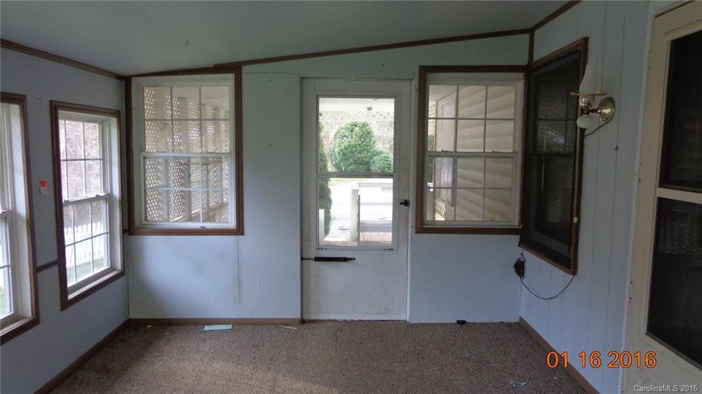 1722 Buff Creek Road, Unit 1 Sylva, NC 28779 - Photo 4 of 24 Gallery Image 4