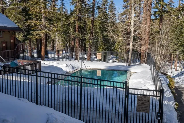 $699,000 | 194 Hillside Drive, Unit 15, Mammoth Lakes, CA 93546