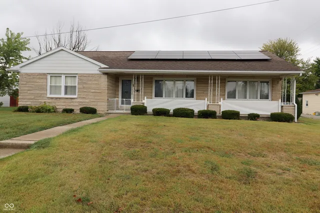 $257,500 | 102 West Bryant Street, Greensburg, IN 47240