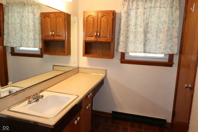 $257,500 | 102 West Bryant Street, Greensburg, IN 47240