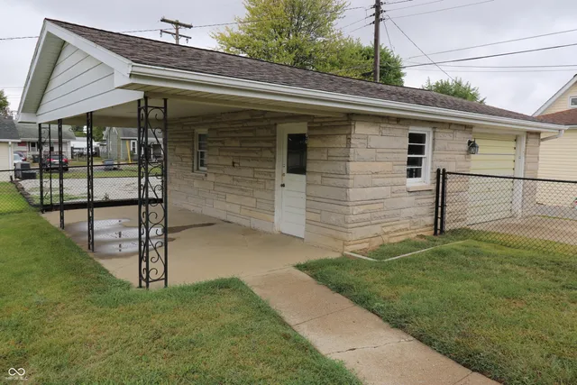 $257,500 | 102 West Bryant Street, Greensburg, IN 47240