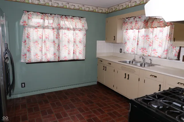 $257,500 | 102 West Bryant Street, Greensburg, IN 47240