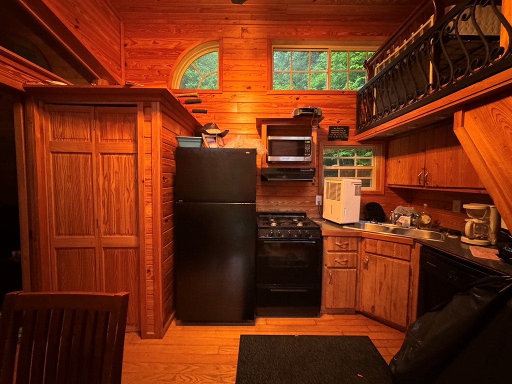 1667 Bandy Road, Unit 62 63A Cedar Bluff, VA 24609 - Photo 23 of 25 Gallery Image 23