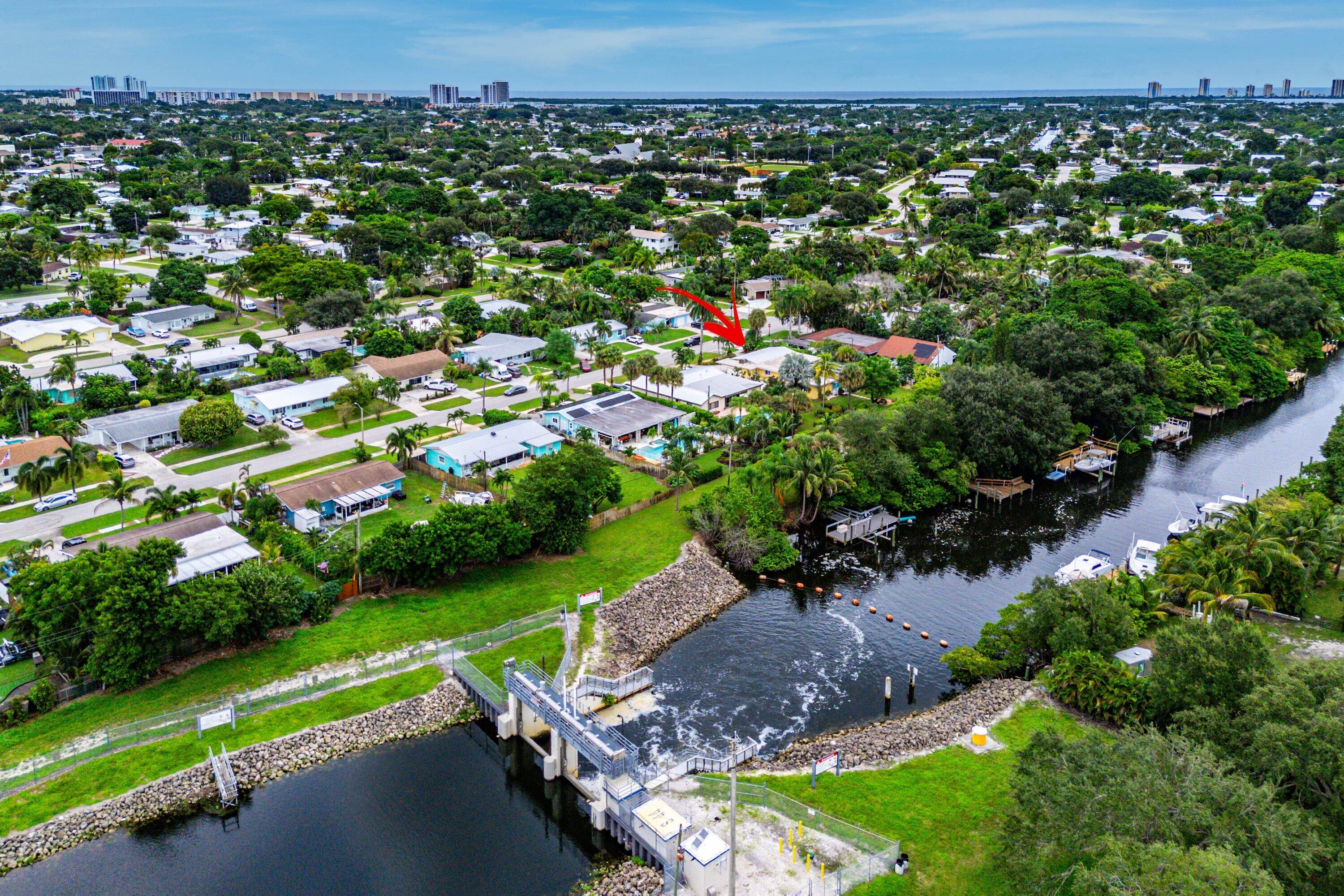 949 Laurel Road North Palm Beach, FL 33408 - Photo 52 of 53 Aerial