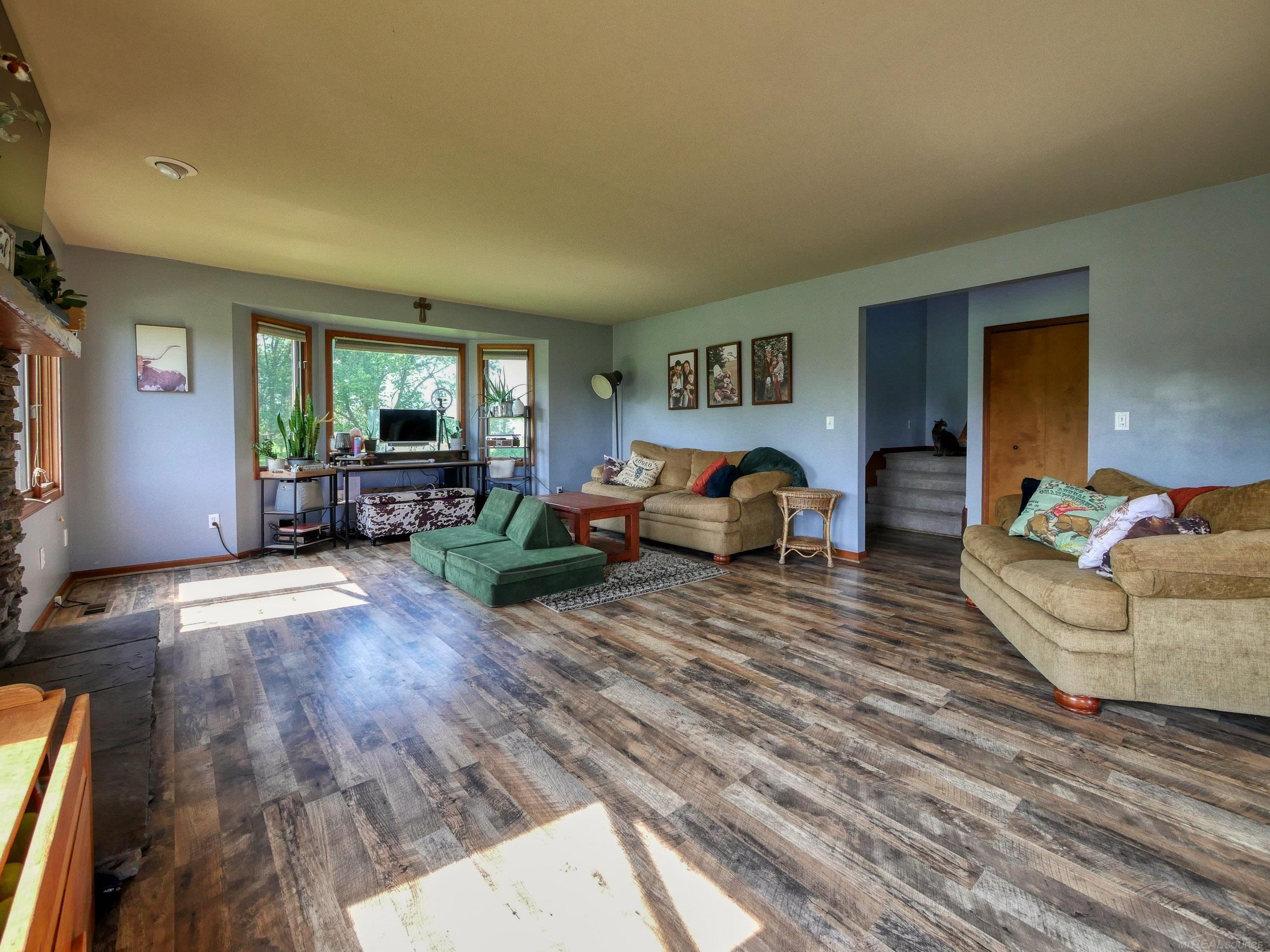 31040 Shue Road Richmond, MI 48062 - Photo 13 of 32 50118476-12.JPG