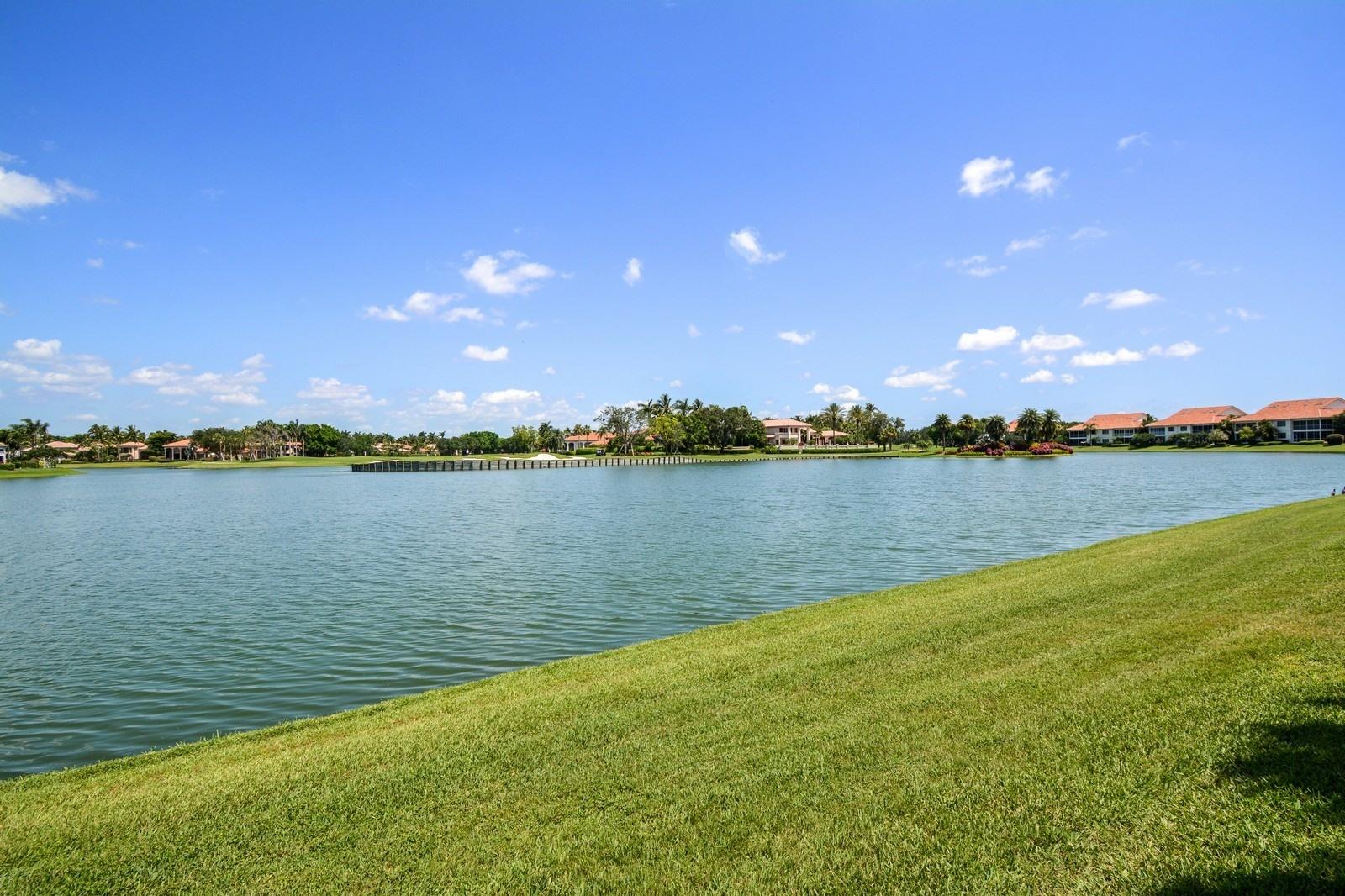 5342 Northwest 26th Circle Boca Raton, FL 33496 - Photo 17 of 20 13_5342NW26thCircle_121_GolfCourse_Custo