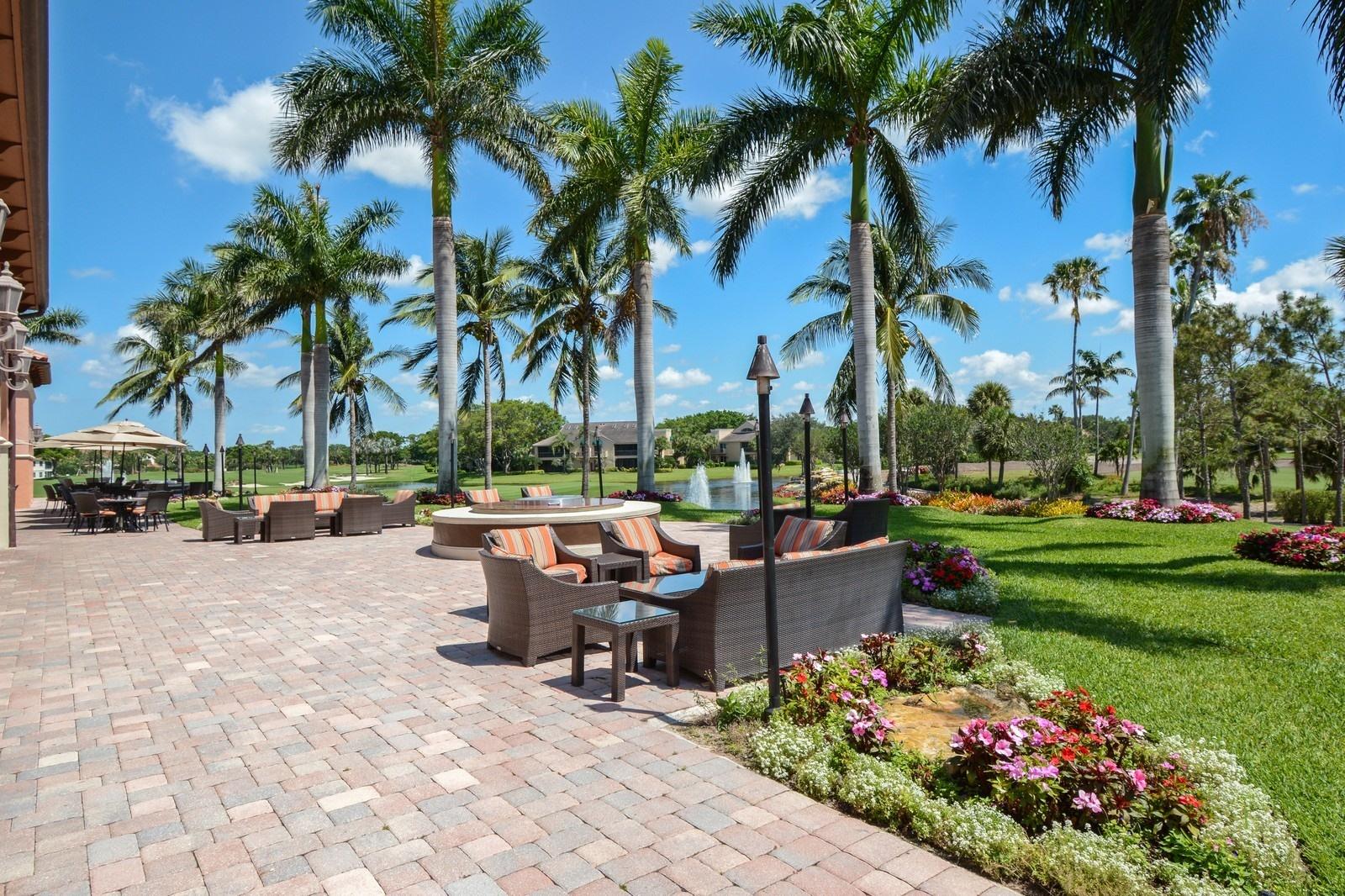5342 Northwest 26th Circle Boca Raton, FL 33496 - Photo 18 of 20 14_5342NW26thCircle_344_GolfCourse_Custo
