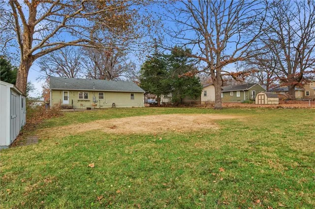 $339,500 | 927 West 78th Street, Kansas City, MO 64114