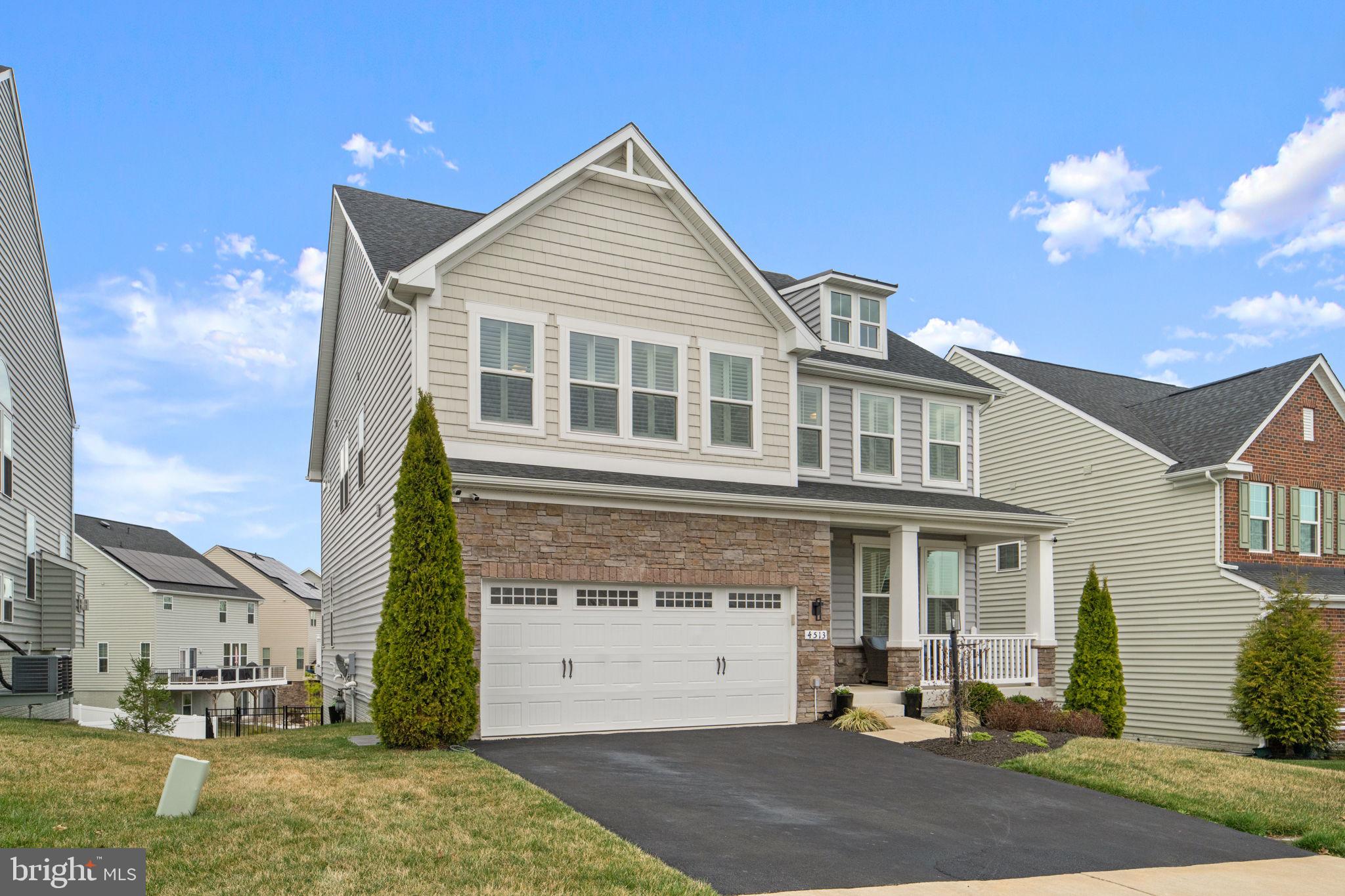 4513 Cotswold Manor Loop Woodbridge, VA 22192 - Photo 3 of 115