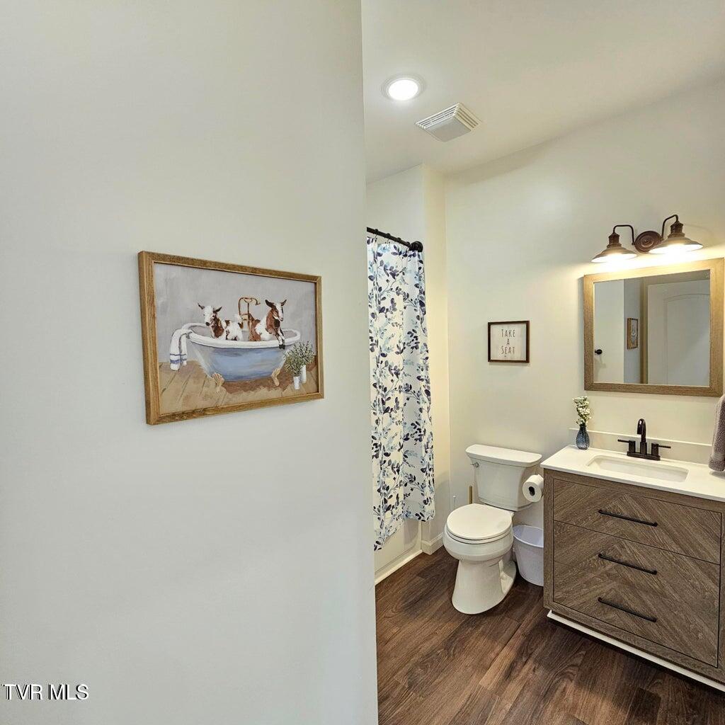 216 McKinley Church Road Johnson City, TN 37604 - Photo 12 of 32 20240229002310360044000000-o