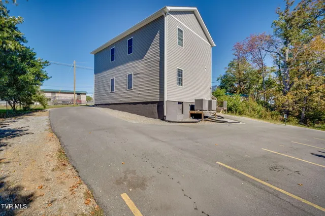 $449,000 | 216 McKinley Church Road, Johnson City, TN 37604