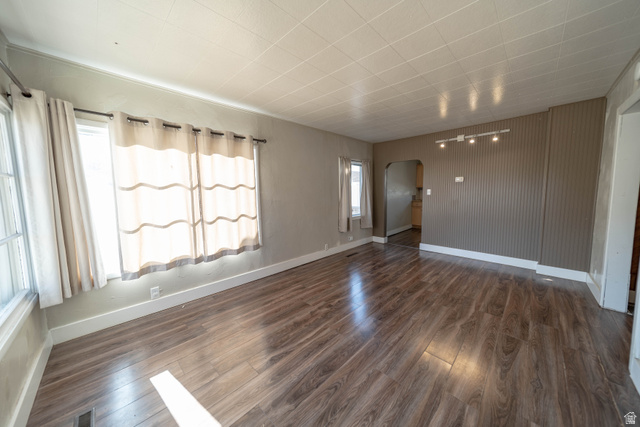 331 North 4th East Price, UT 84501 - Photo 3 of 20