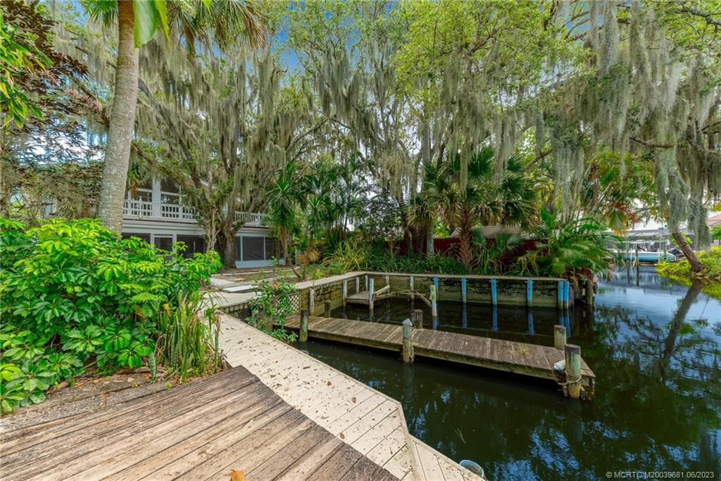 615 Southwest Rustic Circle Stuart, FL 34997 - Photo 16 of 19 Gallery Image 16