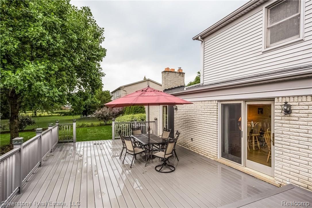 2091 West Wattles Road Troy, MI 48098 - Photo 44 of 52 044-4589606-large.jpg