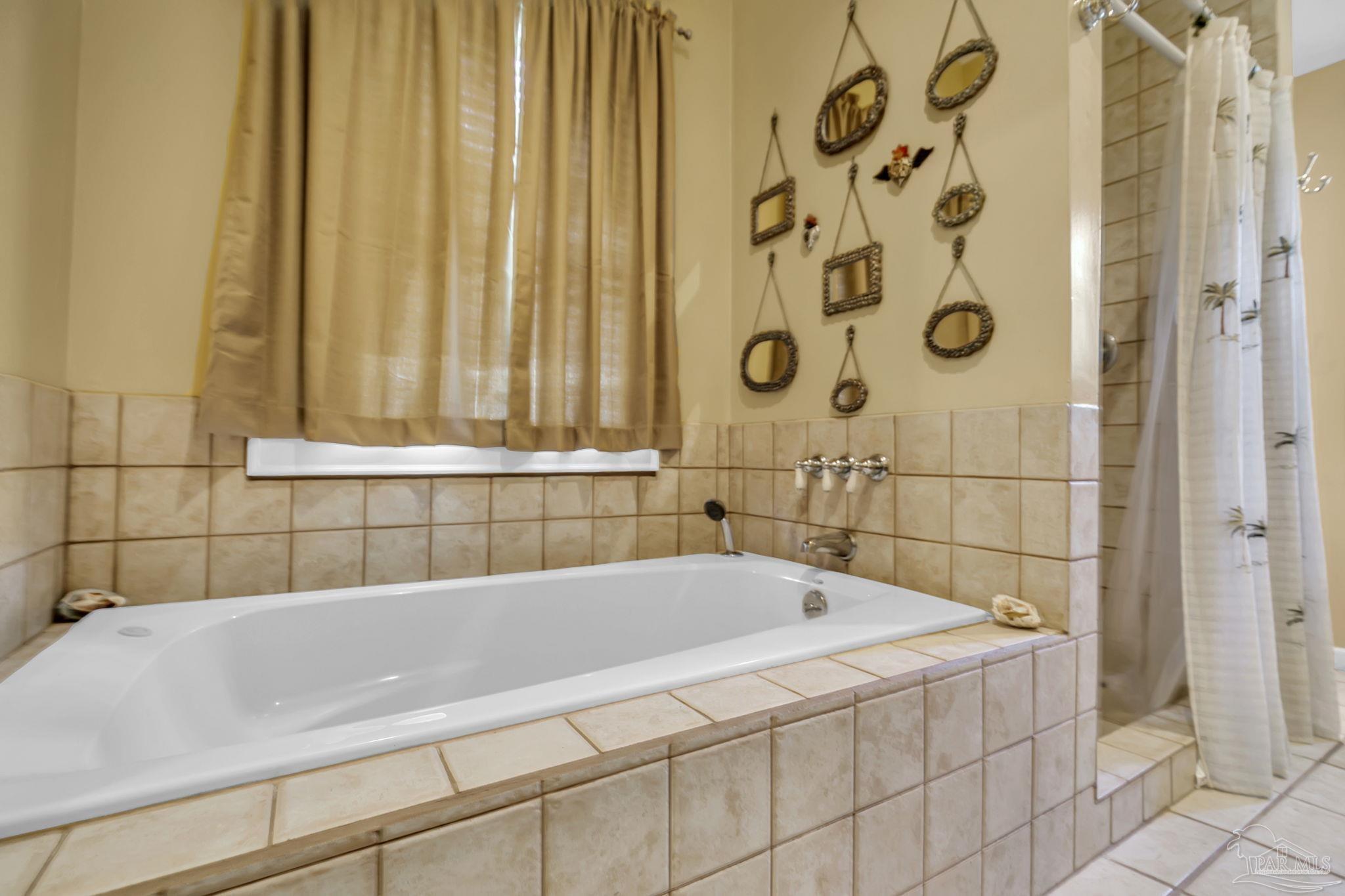 5507 Avon Road Pensacola, FL 32507 - Photo 25 of 45 Gallery Image 25