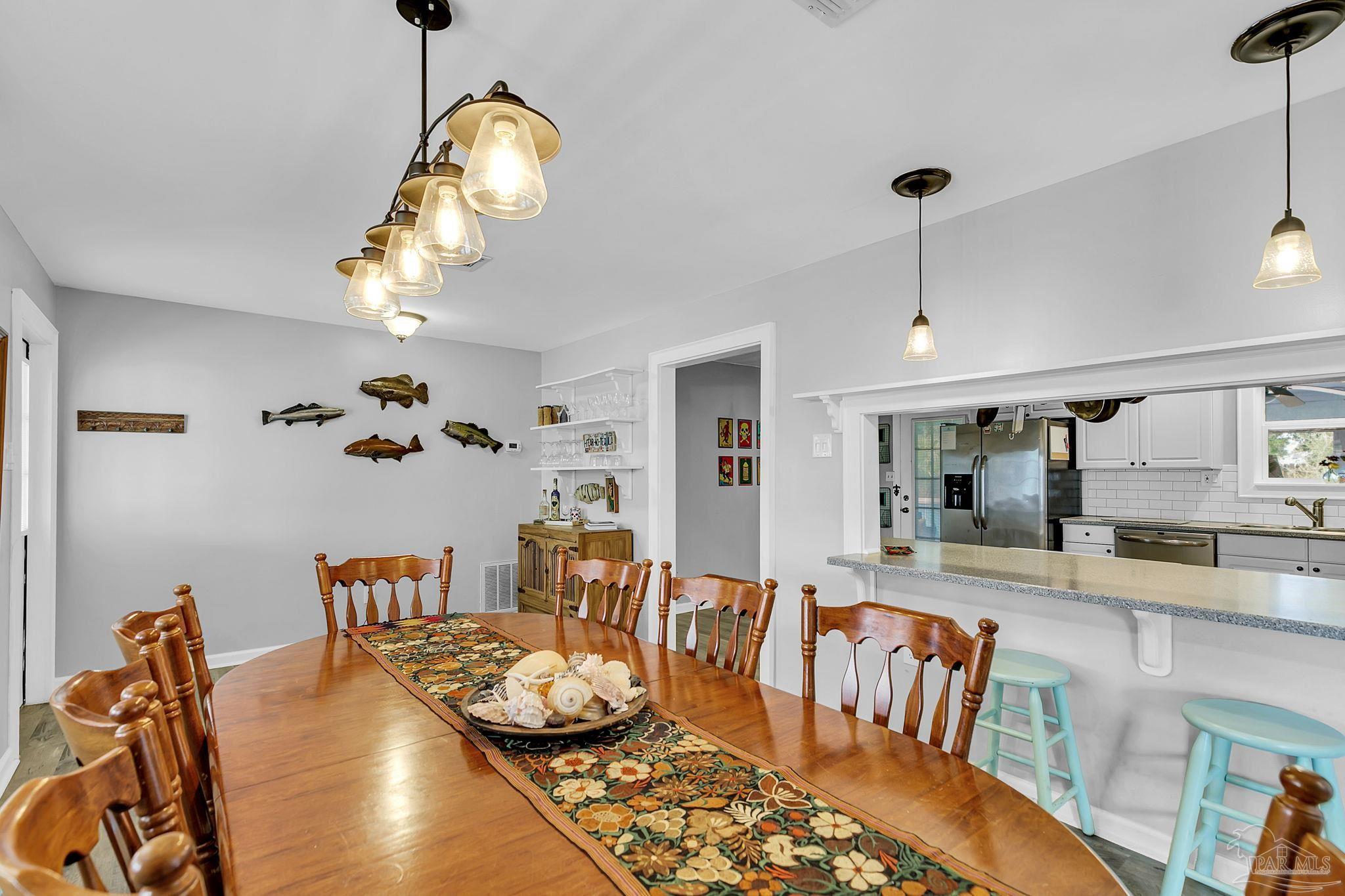 5507 Avon Road Pensacola, FL 32507 - Photo 8 of 45 Gallery Image 8