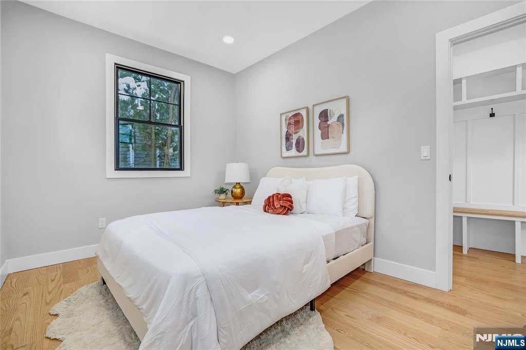 166 Forest Road Glen Rock, NJ 07452 - Photo 12 of 30