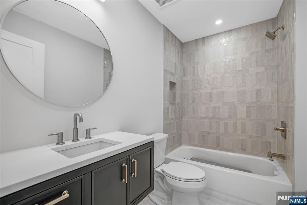 166 Forest Road Glen Rock, NJ 07452 - Photo 21 of 30