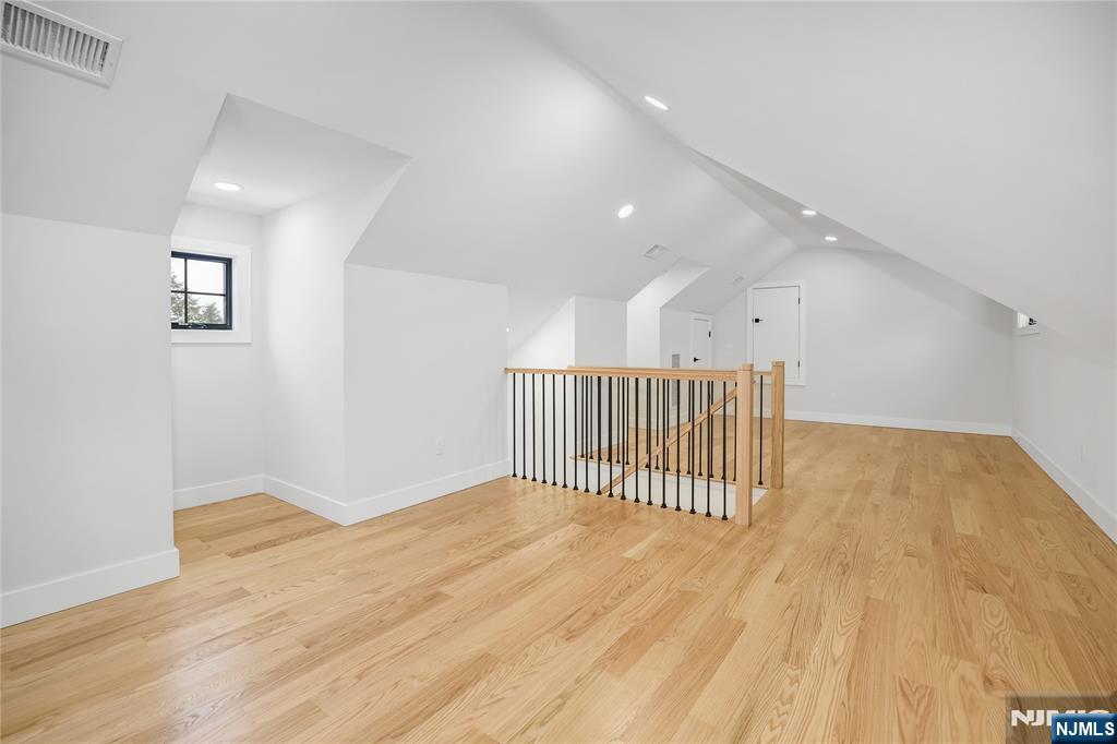 166 Forest Road Glen Rock, NJ 07452 - Photo 25 of 30