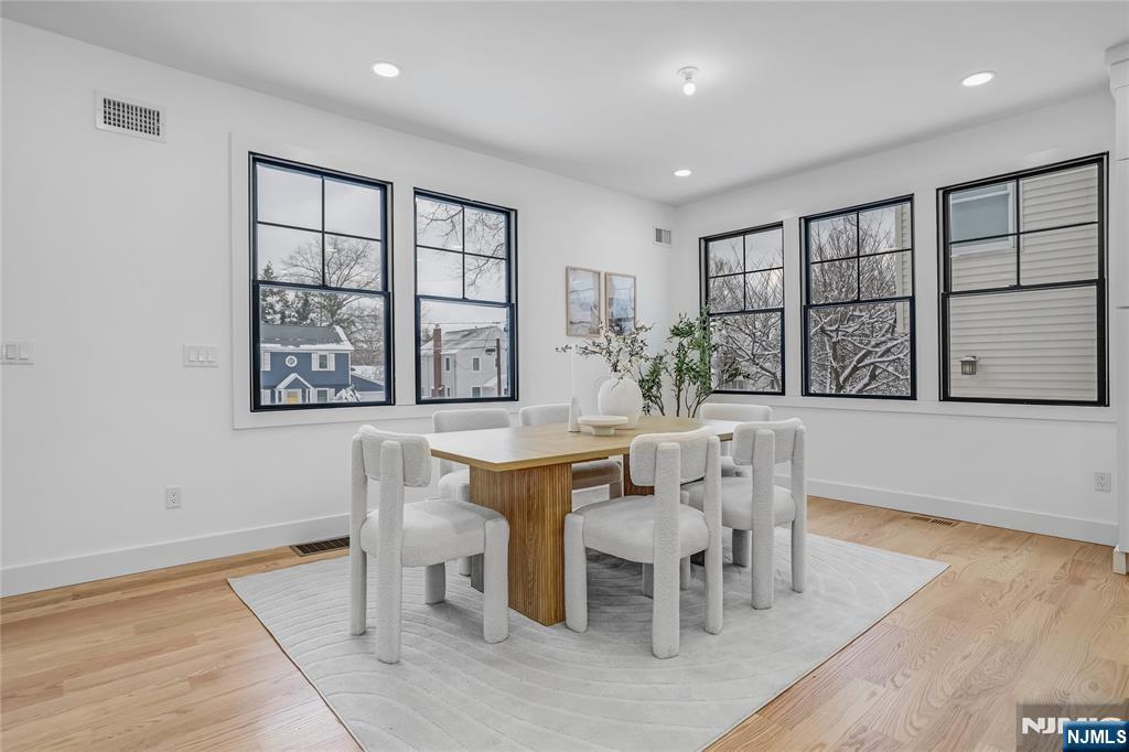 166 Forest Road Glen Rock, NJ 07452 - Photo 4 of 30