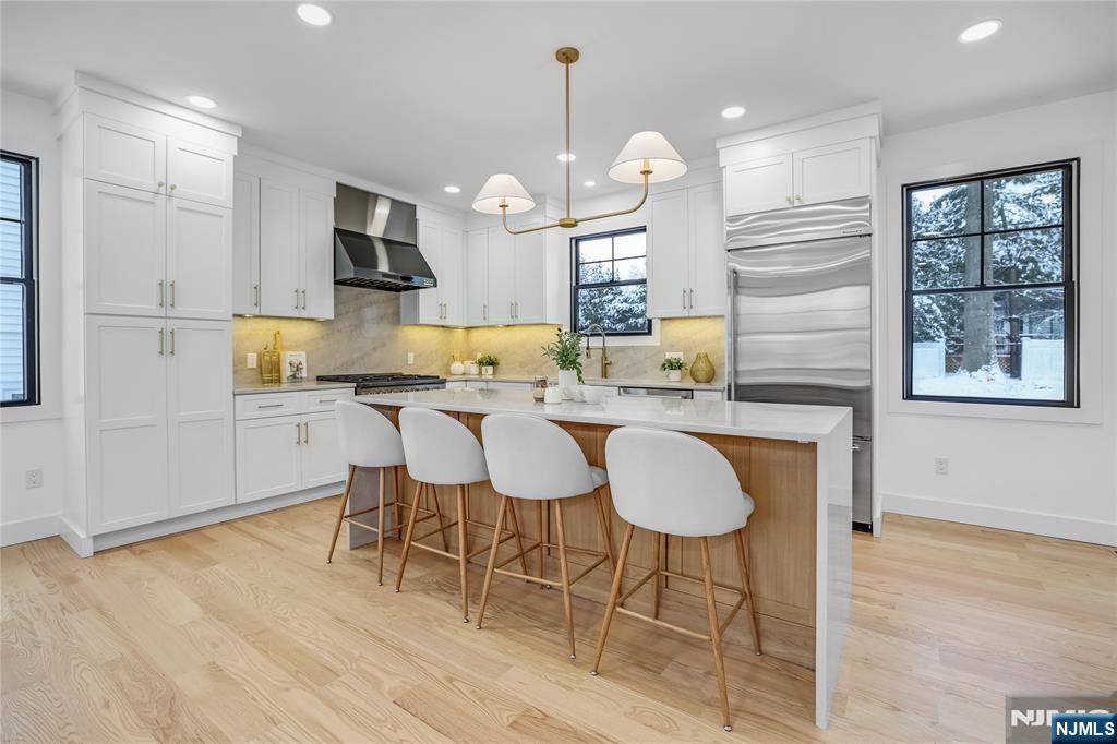 166 Forest Road Glen Rock, NJ 07452 - Photo 5 of 30