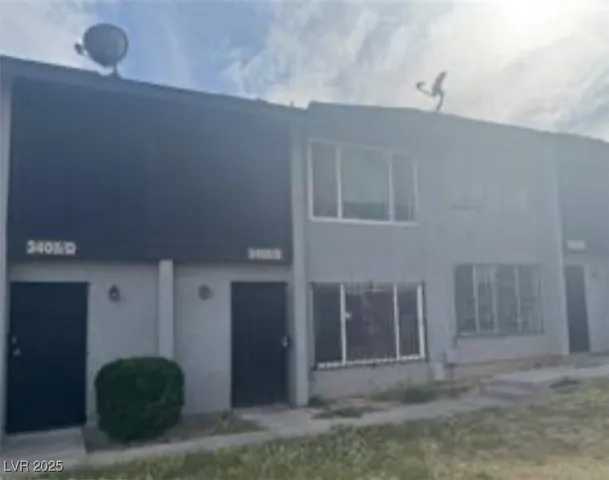 $1,350 | 3405 Civic Center Drive, Unit E, North Las Vegas, NV 89030