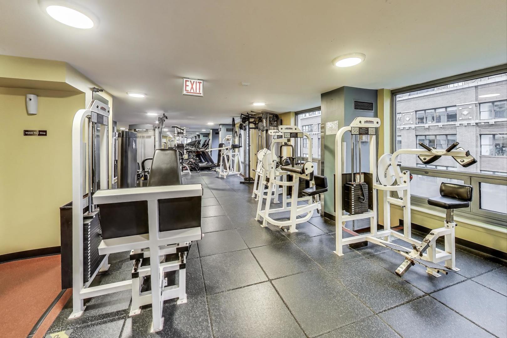 440 North Wabash Avenue, Unit 1605 Chicago, IL 60611 - Photo 37 of 53 a view of a room with gym equipment