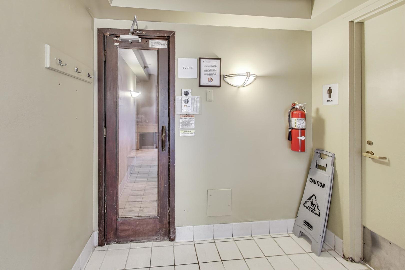 440 North Wabash Avenue, Unit 1605 Chicago, IL 60611 - Photo 41 of 53 a view of bathroom