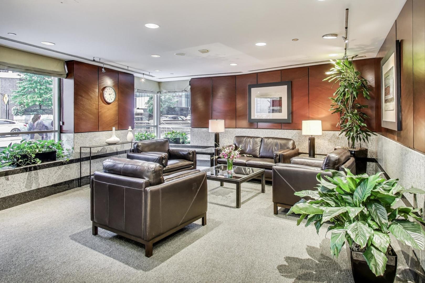 440 North Wabash Avenue, Unit 1605 Chicago, IL 60611 - Photo 7 of 53 a living room with furniture and a potted plant