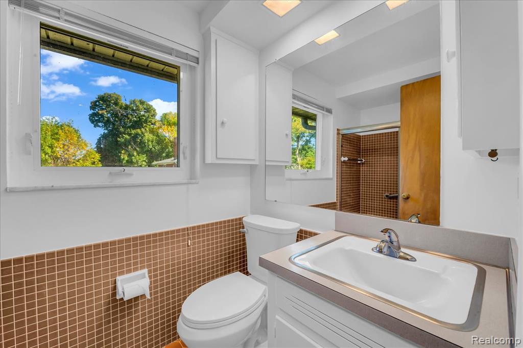320 Neff Road Grosse Pointe, MI 48230 - Photo 21 of 46 Gallery Image 21
