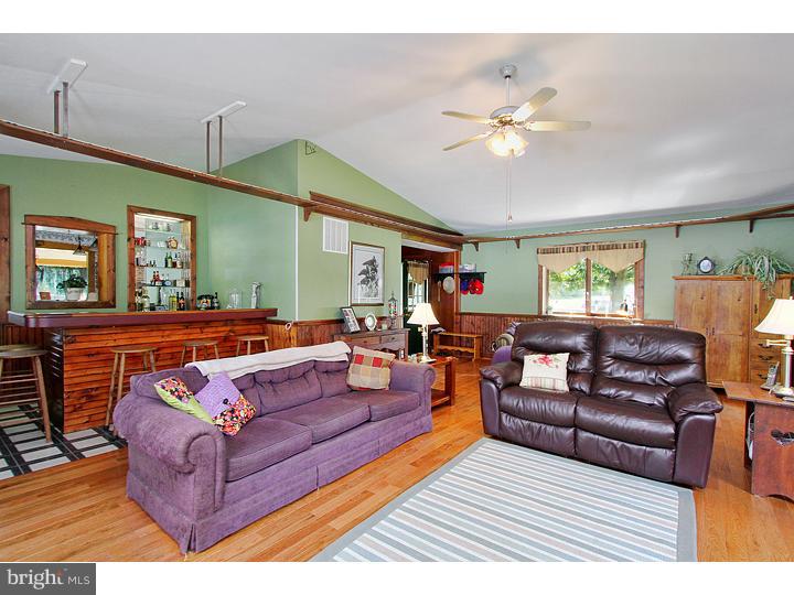 255 Jessups Mill Road Clarksboro, NJ 08020 - Photo 7 of 25 Family Room