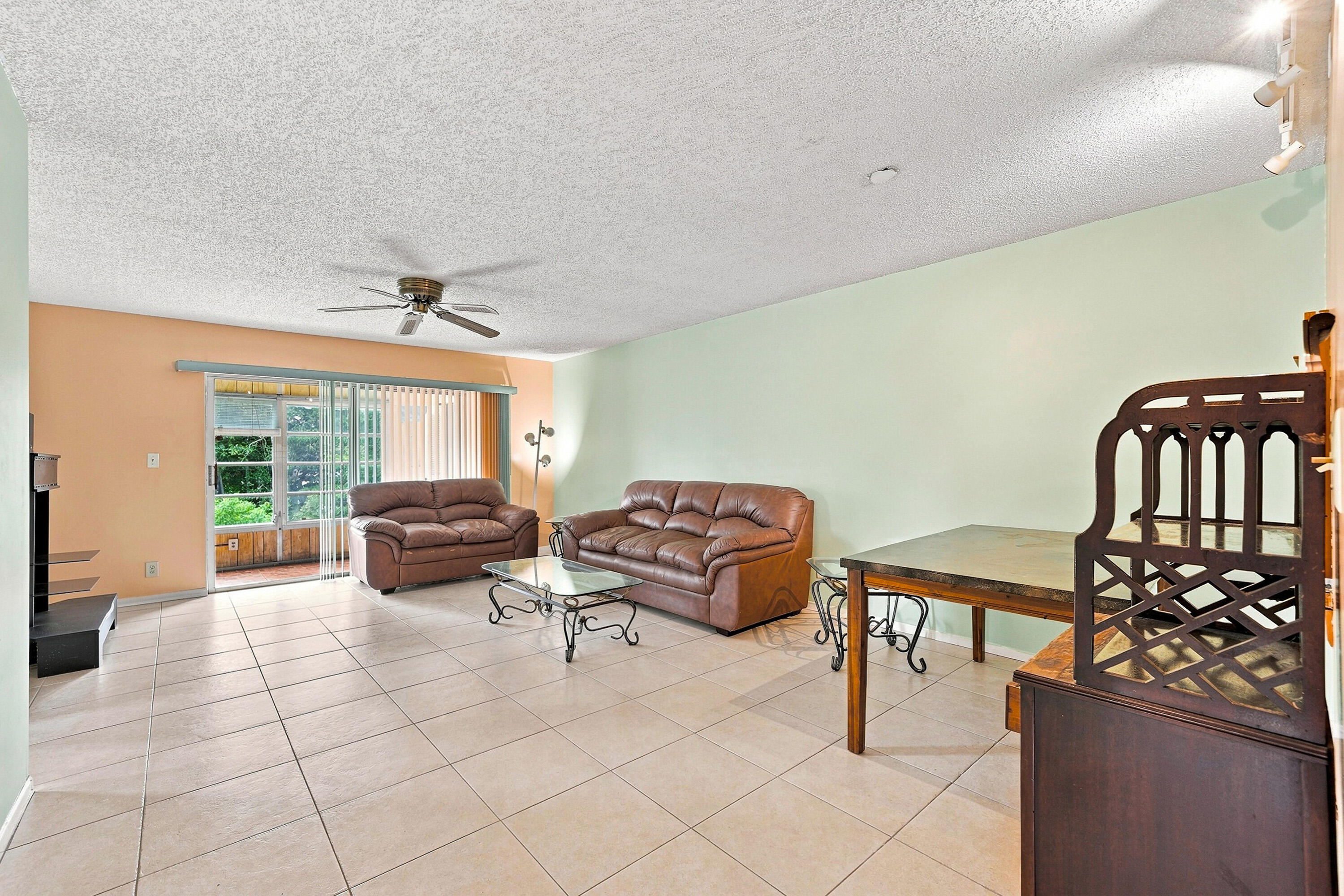 9200 Southwest 3rd Street, Unit 111 Boca Raton, FL 33428 - Photo 5 of 24 05_dsc05593