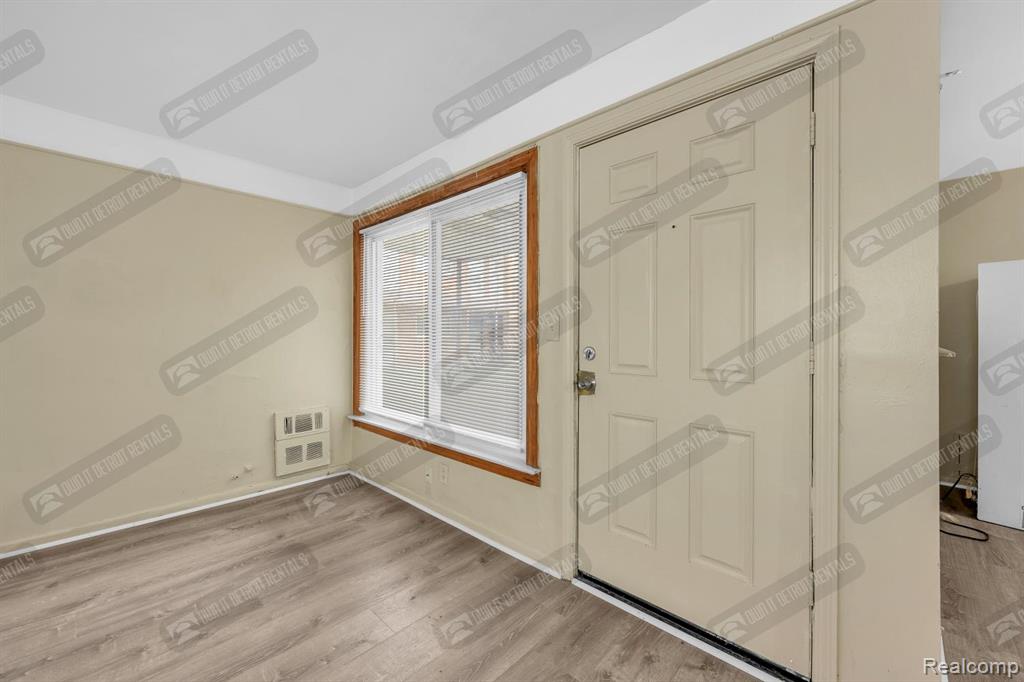 16721 Greenfield Road Detroit, MI 48235 - Photo 3 of 18